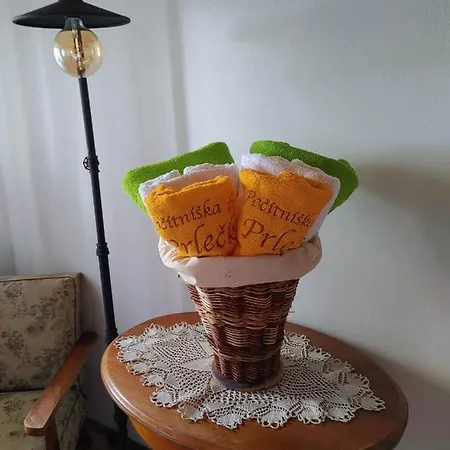 Semesterbostad Pocitniska Hisa Prlecka *